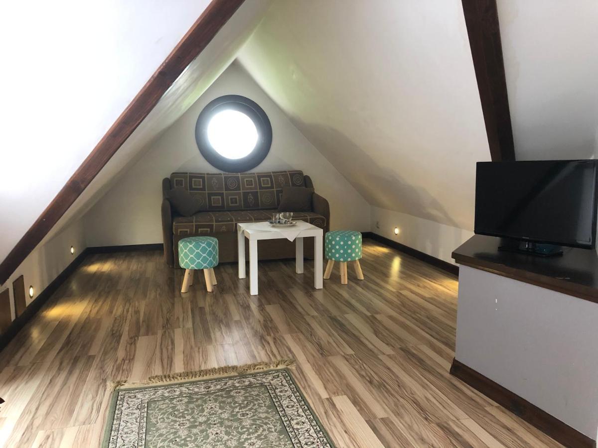 Gosciniec Pod Smrekami Czorsztyn Exterior foto