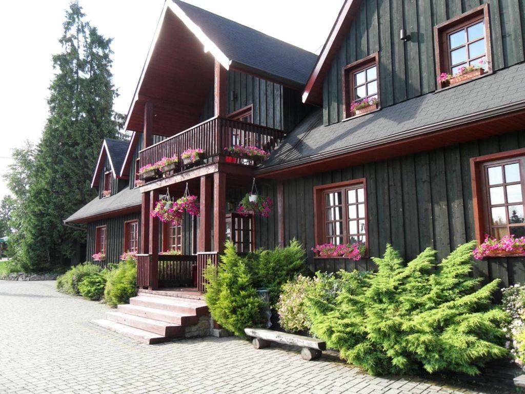 Gosciniec Pod Smrekami Czorsztyn Exterior foto